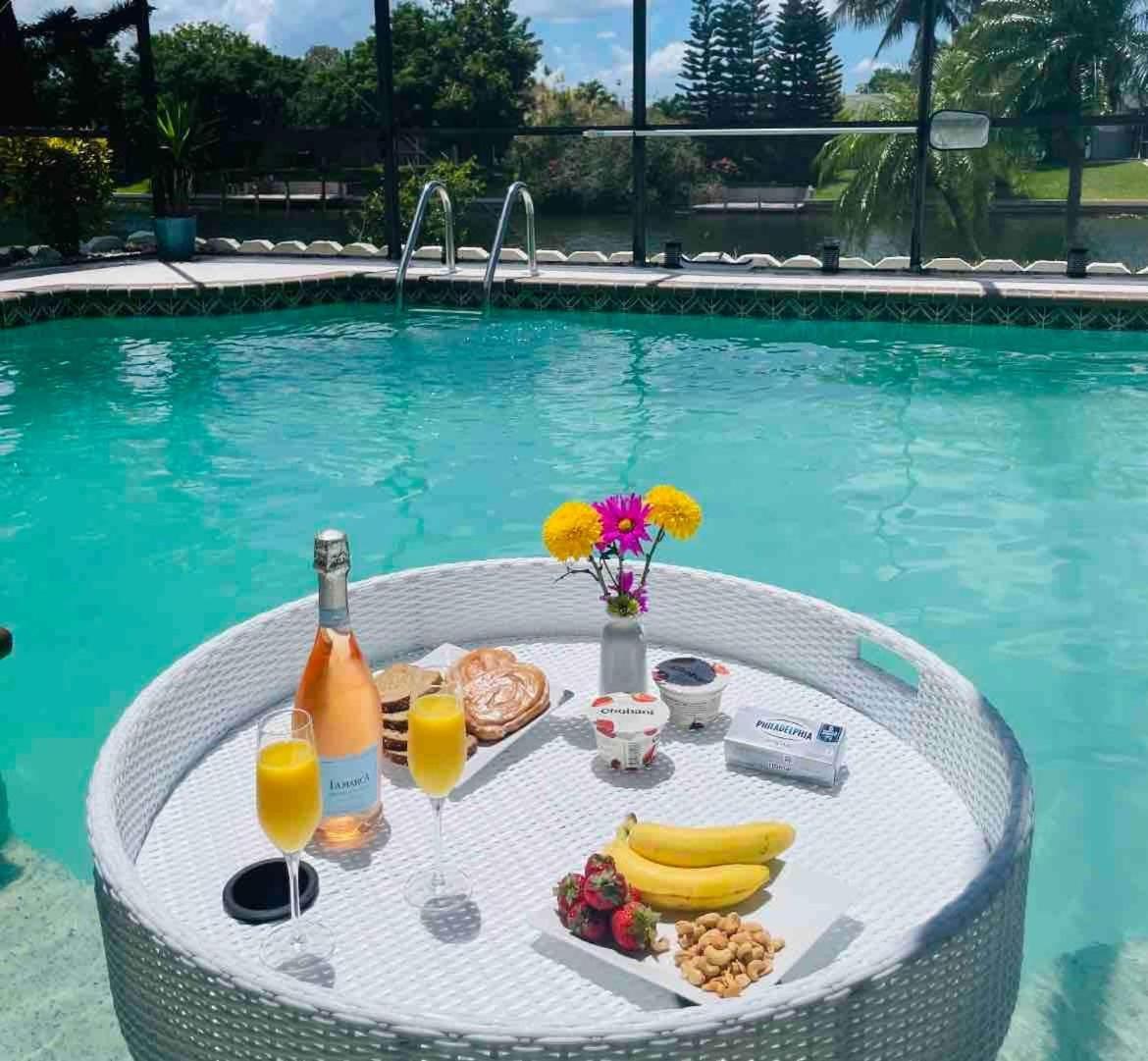 Hidden Secret Waterfront Retreat Villa Кейп Корал Екстериор снимка