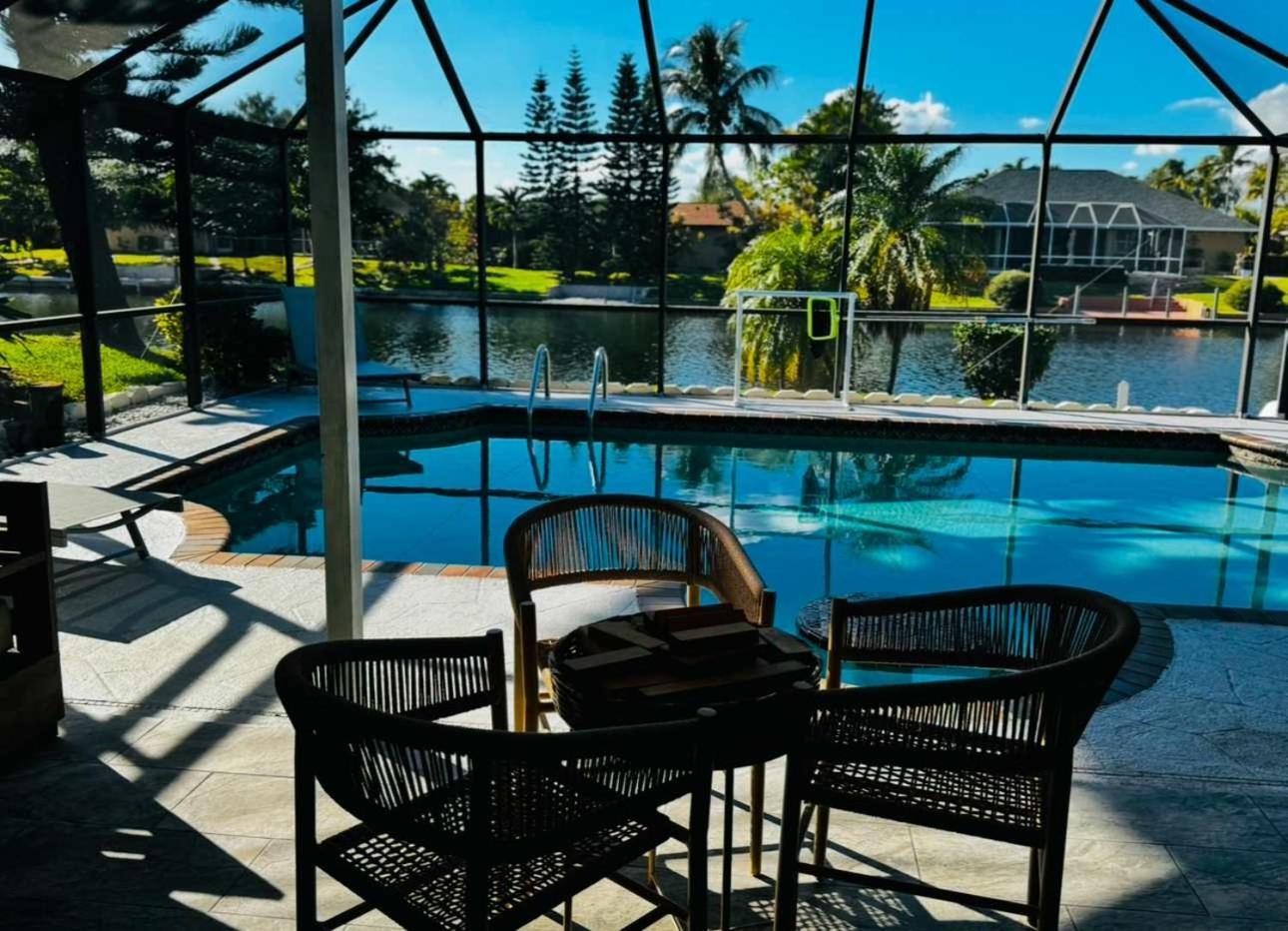 Hidden Secret Waterfront Retreat Villa Кейп Корал Екстериор снимка